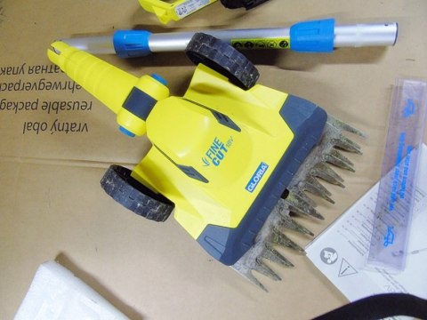 Gloria akumulatorowa podkaszarka kosiarka do trawy i krawędzi FineCut Gloria akumulatorowa podkaszarka kosiarka do trawy i krawędzi FineCut