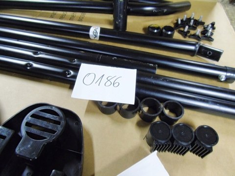 Hamak ze staowym stelażem wielokolorowy 205 kg 210 x 140 uszkodzony Hamak ze staowym stelażem wielokolorowy 205 kg 210 x 140 uszkodzony