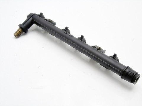 LISTWA WTRYSKOWA 1.2 8V PUNTO 2 PANDA PALIO YPSILON STRADA 32190.183.01 LISTWA WTRYSKOWA 1.2 8V PUNTO 2 PANDA PALIO YPSILON STRADA 32190.183.01