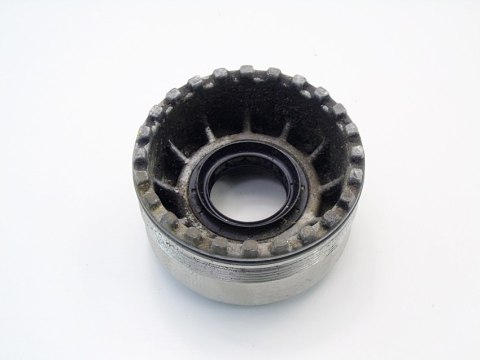 OBUDOWA USZCZELNIACZA PÓŁOSI 1.8 16V ASTRA G VECTRA ZAFIRA A 90304340 OBUDOWA USZCZELNIACZA PÓŁOSI 1.8 16V ASTRA G VECTRA ZAFIRA A 90304340