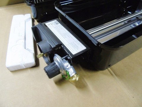 Weber Go-Anywhere Grill gazowy przenośny kampingowy z pokrywą głęboki Weber Go-Anywhere Grill gazowy przenośny kampingowy z pokrywą głęboki