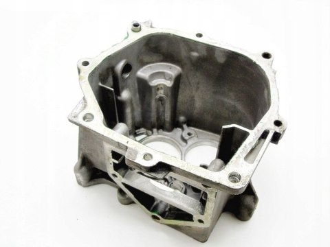 OBUDOWA SKRZYNI PUNTO SEICENTO BRAVO PANDA STILO UNO SIENA MAREA 46524935 OBUDOWA SKRZYNI PUNTO SEICENTO BRAVO PANDA STILO UNO SIENA MAREA 46524935