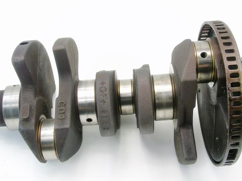 WAŁ KORBOWY 1.0 12V CORSA B C AGILA A 90529323 WAŁ KORBOWY 1.0 12V CORSA B C AGILA A 90529323
