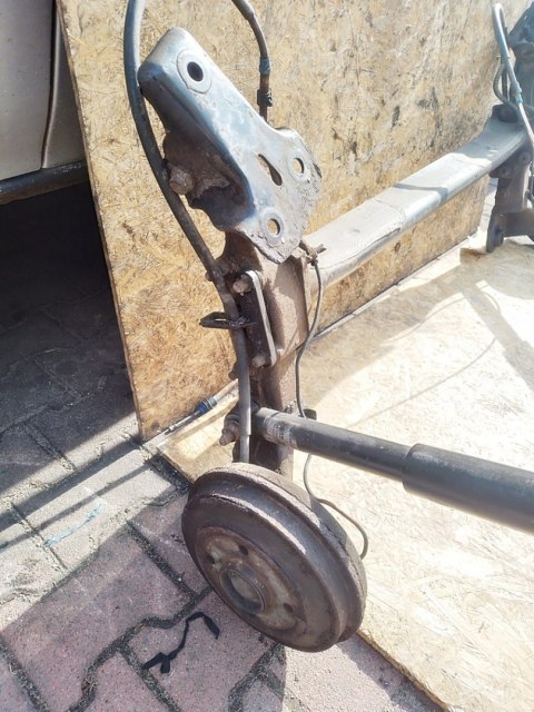 BELKA ZAWIESZENIA OŚ TYŁ CITROEN C3 I 2004 1.1 2002-2007 BELKA ZAWIESZENIA OŚ TYŁ CITROEN C3 I 2004 1.1 2002-2007