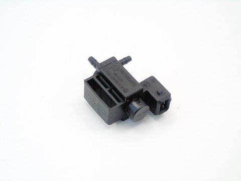 ELEKTROZAWÓR 1.6 8V A4 B7 PASSAT OCTAVIA IBIZA TOLEDO POLO 037906283A ELEKTROZAWÓR 1.6 8V A4 B7 PASSAT OCTAVIA IBIZA TOLEDO POLO 037906283A