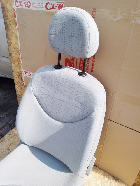 FOTEL PASAŻERA PRAWY PRZÓD CITROEN C3 I 2004 1.1 2002-2007 FOTEL PASAŻERA PRAWY PRZÓD CITROEN C3 I 2004 1.1 2002-2007