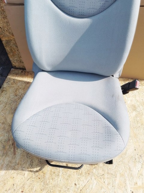 FOTEL PASAŻERA PRAWY PRZÓD CITROEN C3 I 2004 1.1 2002-2007 FOTEL PASAŻERA PRAWY PRZÓD CITROEN C3 I 2004 1.1 2002-2007