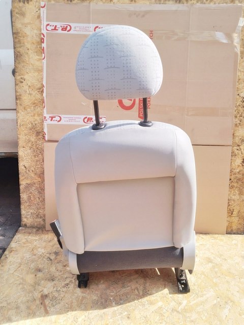 FOTEL PASAŻERA PRAWY PRZÓD CITROEN C3 I 2004 1.1 2002-2007 FOTEL PASAŻERA PRAWY PRZÓD CITROEN C3 I 2004 1.1 2002-2007