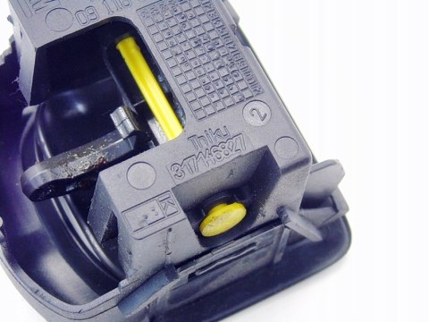 DŹWIGNIA RĄCZKA OTWIERANIA KANAPY OPEL CORSA C 3D 2003-2009 09116028