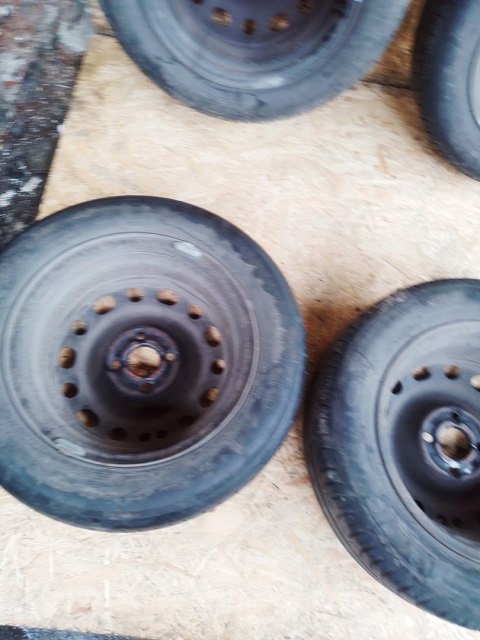 KOŁA KOMPLET FELGI OPONY 175/65R14 OPEL CORSA C 2003-2009 MICHELIN ENERGY KOŁA KOMPLET FELGI OPONY 175/65R14 OPEL CORSA C 2003-2009 MICHELIN ENERGY