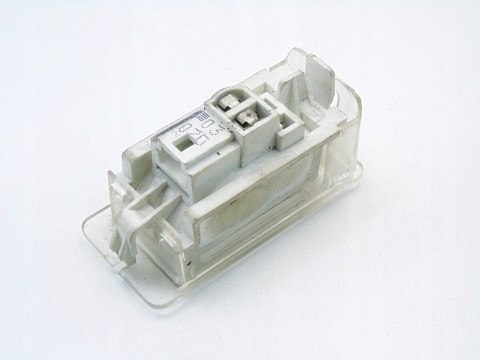LAMPKA OŚWIETLENIA BAGAŻNIKA RENAULT MODUS 2007 1.2 8200418355 LAMPKA OŚWIETLENIA BAGAŻNIKA RENAULT MODUS 2007 1.2 8200418355