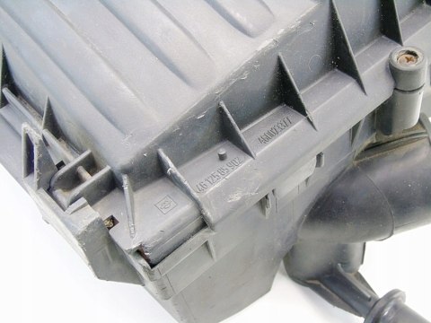 OBUDOWA FILTRA POWIETRZA OPEL CORSA C 1.3 CDTI 2003-2009 OBUDOWA FILTRA POWIETRZA OPEL CORSA C 1.3 CDTI 2003-2009