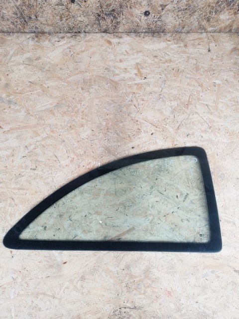 SZYBA KAROSERYJNA PRAWY TYŁ OPEL CORSA C 3 DRZWIOWA 2003-2009 SZYBA KAROSERYJNA PRAWY TYŁ OPEL CORSA C 3 DRZWIOWA 2003-2009