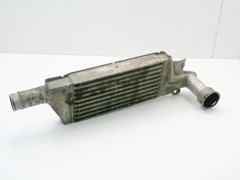 CHŁODNICA POWIETRZA INTERCOOLER OPEL CORSA C 1.3 CDTI 2003-2009 24466787