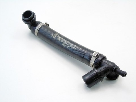 PRZEWÓD WĄŻ RURKA ODMY 1.6 8V AUDI A4 B6 B7 EXEO PASSAT B5 FL 06B103209N PRZEWÓD WĄŻ RURKA ODMY 1.6 8V AUDI A4 B6 B7 EXEO PASSAT B5 FL 06B103209N