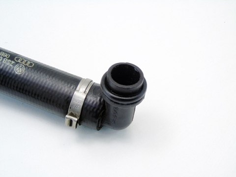 PRZEWÓD WĄŻ RURKA ODMY 1.6 8V AUDI A4 B6 B7 EXEO PASSAT B5 FL 06B103209N PRZEWÓD WĄŻ RURKA ODMY 1.6 8V AUDI A4 B6 B7 EXEO PASSAT B5 FL 06B103209N