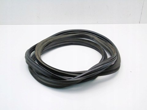 USZCZELKA WNĘKI BAGAŻNIKA PRZÓD OPEL CORSA C 1.3 CDTI 3D 2003-2009 USZCZELKA WNĘKI BAGAŻNIKA PRZÓD OPEL CORSA C 1.3 CDTI 3D 2003-2009