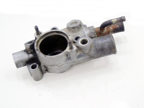 OBUDOWA TERMOSTATU COROLLA AVENSIS CARINA 1.6 16V OBUDOWA TERMOSTATU COROLLA AVENSIS CARINA 1.6 16V