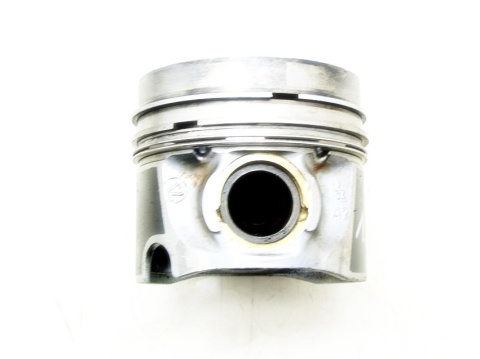TŁOK 3-4 VW 1.9 TDI SUPERB PASSAT B5 A4 A6 TŁOK 3-4 VW 1.9 TDI SUPERB PASSAT B5 A4 A6