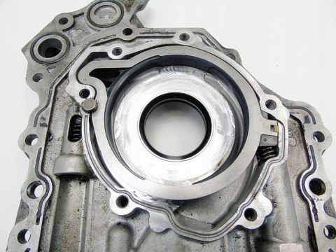 POMPA OLEJU 1.6 TDCI FOCUS 3 C-MAX 2 GRAND C-MAX MONDEO MK4 V50 9686038880 POMPA OLEJU 1.6 TDCI FOCUS 3 C-MAX 2 GRAND C-MAX MONDEO MK4 V50 9686038880