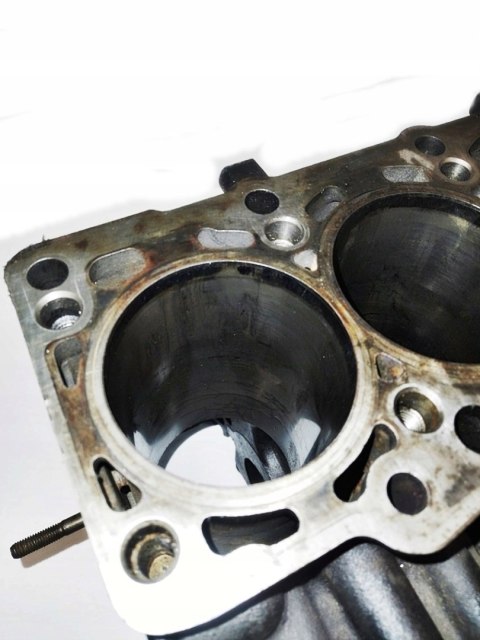 BLOK GOŁY 03G021R 2.0 TDI BRF AUDI A4 B7 A6 C6 SUPERB PASSAT B6 BLOK GOŁY 03G021R 2.0 TDI BRF AUDI A4 B7 A6 C6 SUPERB PASSAT B6