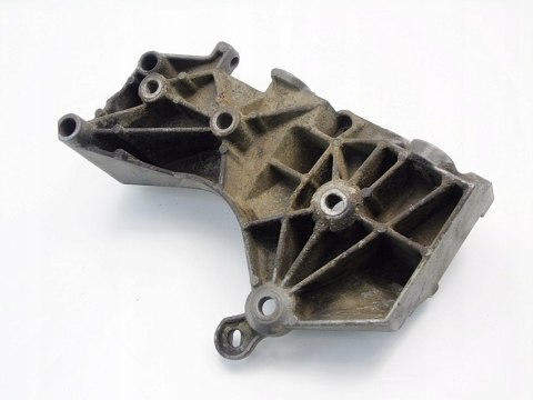 ŁAPA SILNIKA 1.4 8V MEGANE CLIO KANGOO 19 SOLENZA RAPID 7700273712 ŁAPA SILNIKA 1.4 8V MEGANE CLIO KANGOO 19 SOLENZA RAPID 7700273712