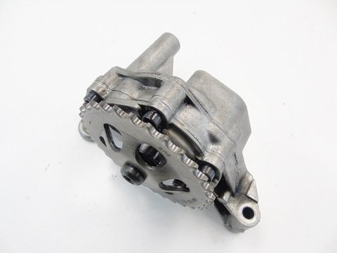 POMPA OLEJU 1.9 TDI PASSAT B5 AUDI A4 B5 A6 GOLF 4 BORA I 06A115105 POMPA OLEJU 1.9 TDI PASSAT B5 AUDI A4 B5 A6 GOLF 4 BORA I 06A115105