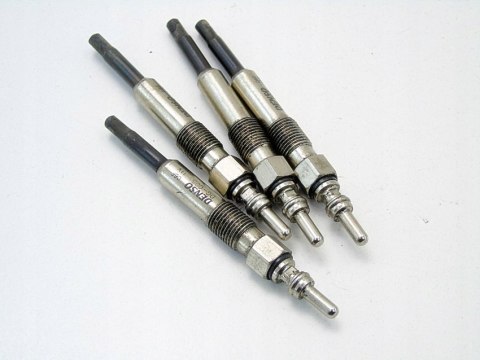 ŚWIECE ŻAROWE 1.9 TDI PASSAT B5 AUDI A4 B5 A6 C6 GOLF 4 BORA OCTAVIA ŚWIECE ŻAROWE 1.9 TDI PASSAT B5 AUDI A4 B5 A6 C6 GOLF 4 BORA OCTAVIA
