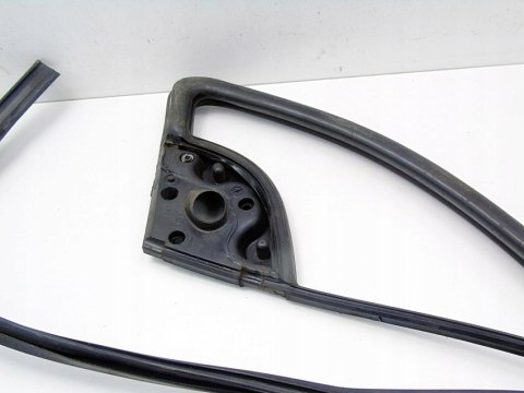 USZCZELKA SZYBY DRZWI PRAWY PRZÓD CITROEN C3 I 2004 2002-2007 9639263280 USZCZELKA SZYBY DRZWI PRAWY PRZÓD CITROEN C3 I 2004 2002-2007 9639263280