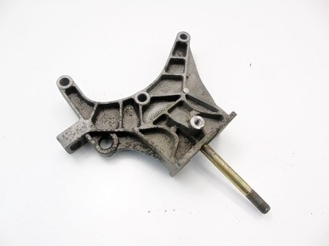 ŁAPA WSPORNIK SKRZYNI BIEGÓW 1.9 JTD ALFA 156 147 166 STILO 46745822 ŁAPA WSPORNIK SKRZYNI BIEGÓW 1.9 JTD ALFA 156 147 166 STILO 46745822