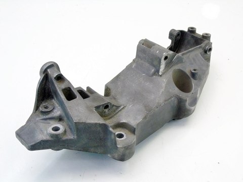 ŁAPA SILNIKA 2.0 DCI CDTI TRAFIC 2 VIVARO PRIMASTAR LAGUNA 3 8200527320 ŁAPA SILNIKA 2.0 DCI CDTI TRAFIC 2 VIVARO PRIMASTAR LAGUNA 3 8200527320