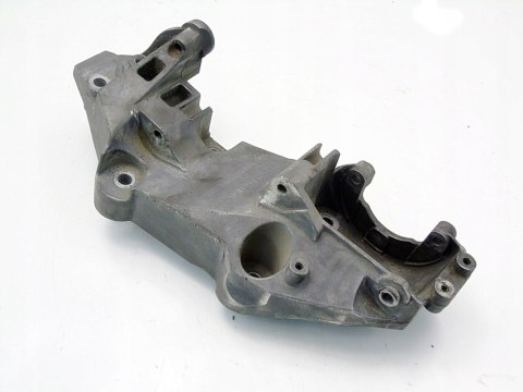 ŁAPA SILNIKA 2.0 DCI CDTI TRAFIC 2 VIVARO PRIMASTAR LAGUNA 3 8200527320 ŁAPA SILNIKA 2.0 DCI CDTI TRAFIC 2 VIVARO PRIMASTAR LAGUNA 3 8200527320