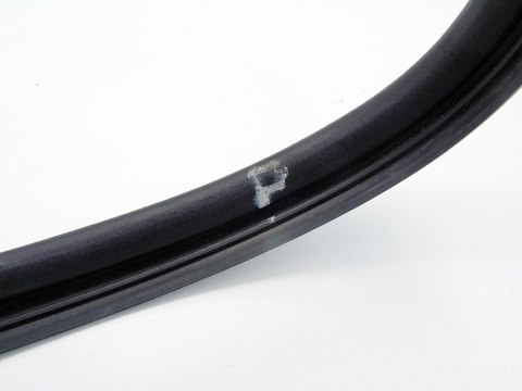 USZCZELKA PRAWA KAROSERYJNA NAD DRZWI CITROEN C3 I 1.1 1.4 2002-2007 USZCZELKA PRAWA KAROSERYJNA NAD DRZWI CITROEN C3 I 1.1 1.4 2002-2007