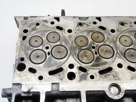 GŁOWICA 4C1Q-6090-AA 2.4 TDCI FORD TRANSIT MK6 137KM 00-06 GŁOWICA 4C1Q-6090-AA 2.4 TDCI FORD TRANSIT MK6 137KM 00-06
