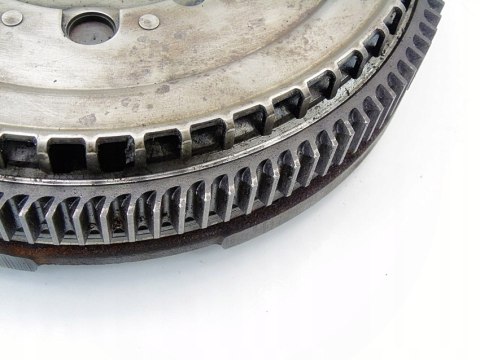 KOŁO ZAMACHOWE DWUMASOWE 2.4 TDCI FORD TRANSIT MK6 137KM 00-06 KOŁO ZAMACHOWE DWUMASOWE 2.4 TDCI FORD TRANSIT MK6 137KM 00-06