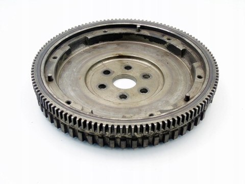 KOŁO ZAMACHOWE 1.4 8V MPI SKODA FABIA I 047105269L KOŁO ZAMACHOWE 1.4 8V MPI SKODA FABIA I 047105269L