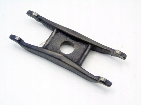 ŁAPKA ŁAPA MOCOWANIE WTRYSKIWACZY 2.0 CITD D DI CD MAZDA 3 5 6 RF7J 2005- ŁAPKA ŁAPA MOCOWANIE WTRYSKIWACZY 2.0 CITD D DI CD MAZDA 3 5 6 RF7J 2005-