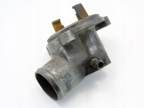 OBUDOWA TERMOSTATU 2.0 KOMPRESSOR MERCEDES CLK C208 A208 W202 S202 C200 OBUDOWA TERMOSTATU 2.0 KOMPRESSOR MERCEDES CLK C208 A208 W202 S202 C200