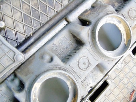 POKRYWA ZAWORÓW 2.0 KOMPRESSOR MERCEDES CLK C208 A208 W202 S202 C200 W203 POKRYWA ZAWORÓW 2.0 KOMPRESSOR MERCEDES CLK C208 A208 W202 S202 C200 W203