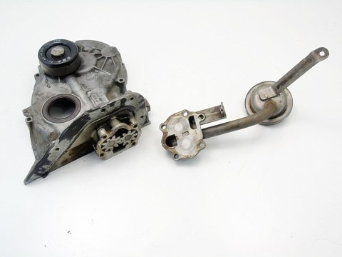 POMPA OLEJU OBUDOWA ROZRZĄDU 1.4 8V MPI SKODA FABIA I 047103153 POMPA OLEJU OBUDOWA ROZRZĄDU 1.4 8V MPI SKODA FABIA I 047103153