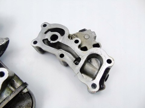 POMPA OLEJU RF7J14100 2.0 CITD D DI CD MAZDA 3 5 6 RF7J 2005- POMPA OLEJU RF7J14100 2.0 CITD D DI CD MAZDA 3 5 6 RF7J 2005-
