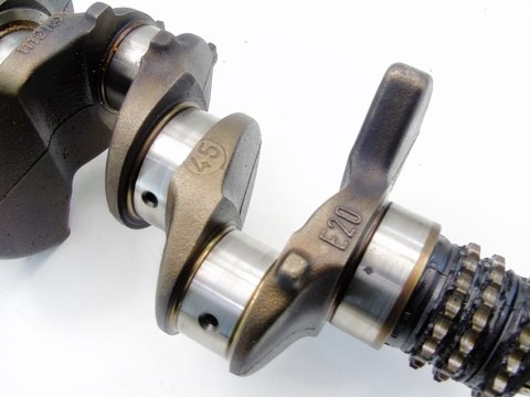 WAŁ KORBOWY 2.0 KOMPRESSOR MERCEDES CLK C208 A208 W202 S202 C200 W203 W210 WAŁ KORBOWY 2.0 KOMPRESSOR MERCEDES CLK C208 A208 W202 S202 C200 W203 W210