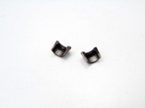 ZAMEK KLIN ZAWORU GŁOWICY 2.0 CITD D DI CD MAZDA 3 5 6 RF7J 2005- ZAMEK KLIN ZAWORU GŁOWICY 2.0 CITD D DI CD MAZDA 3 5 6 RF7J 2005-