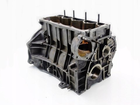 BLOK SILNIKA AZE TULEJE 1.4 8V MPI SKODA FABIA I 047103021N BLOK SILNIKA AZE TULEJE 1.4 8V MPI SKODA FABIA I 047103021N