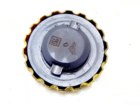 KOREK WLEWU OLEJU 2.4 B 8V FRONTERA A OMEGA MANTA KOREK WLEWU OLEJU 2.4 B 8V FRONTERA A OMEGA MANTA