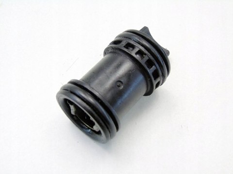 KRÓCIEC FILTRA OLEJU 2.0 D N47D20A BMW E90 E83 E87 E91 E60 E88 E92 E93 X3 KRÓCIEC FILTRA OLEJU 2.0 D N47D20A BMW E90 E83 E87 E91 E60 E88 E92 E93 X3