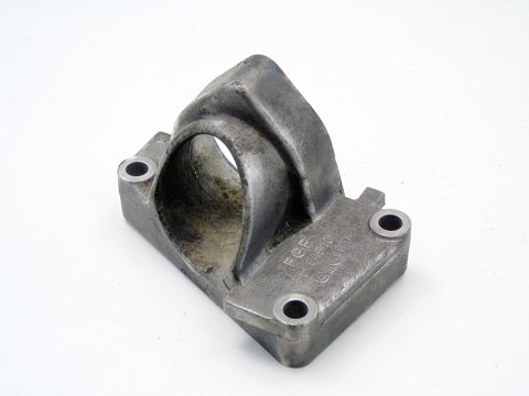 ŁAPA PODPORA PÓŁOSI 1.9 CDTI SX4 VECTRA C ZAFIRA 9-3 ASTRA H CROMA 55184510 ŁAPA PODPORA PÓŁOSI 1.9 CDTI SX4 VECTRA C ZAFIRA 9-3 ASTRA H CROMA 55184510