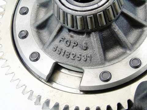 MECHANIZM RÓŻNICOWY SKRZYNI M32 1.9 CDTI VECTRA C ZAFIRA ASTRA H 55182531 MECHANIZM RÓŻNICOWY SKRZYNI M32 1.9 CDTI VECTRA C ZAFIRA ASTRA H 55182531