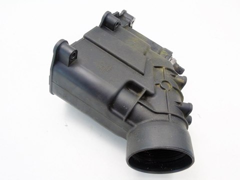 OBUDOWA FILTRA OLEJU 2.0 D N47D20A BMW E90 E83 E87 E91 E60 E88 E92 E93 X3 OBUDOWA FILTRA OLEJU 2.0 D N47D20A BMW E90 E83 E87 E91 E60 E88 E92 E93 X3
