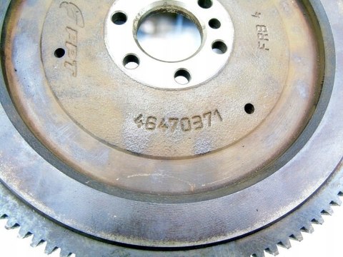 KOŁO ZAMACHOWE 1.2 8V PUNTO EVO PANDA 500 KA YPSILO PUNTO 46470371 KOŁO ZAMACHOWE 1.2 8V PUNTO EVO PANDA 500 KA YPSILO PUNTO 46470371